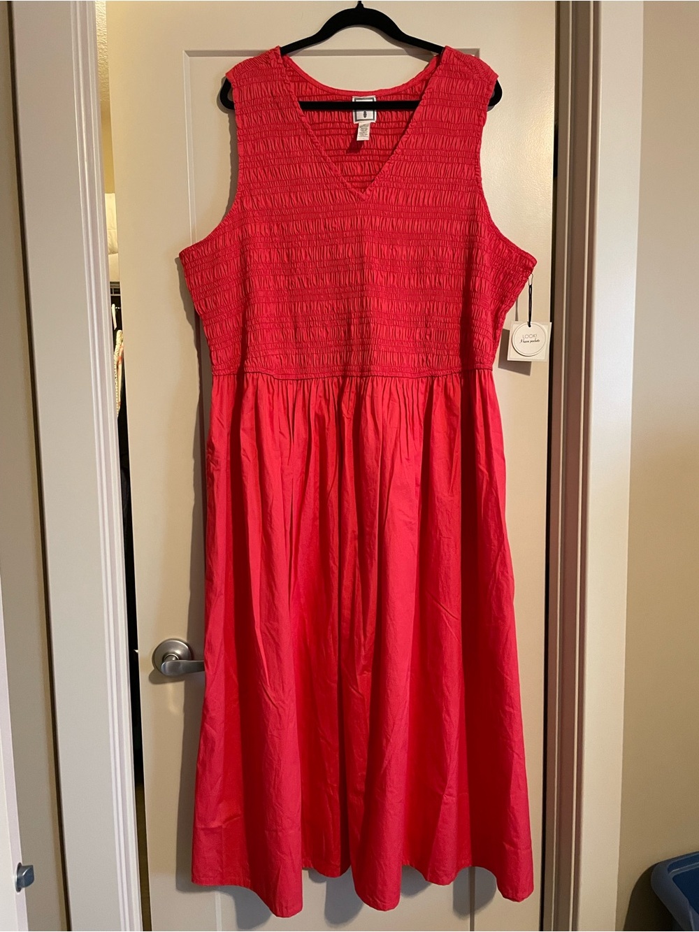 Sleeveless Smocked Bodice Midi Dress with pockets!